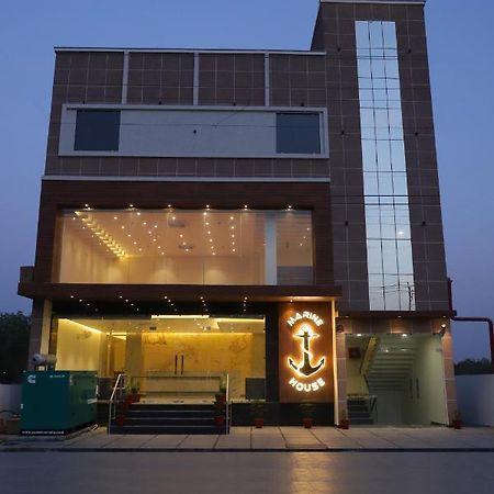 Hotel Marine House Agra  Esterno foto