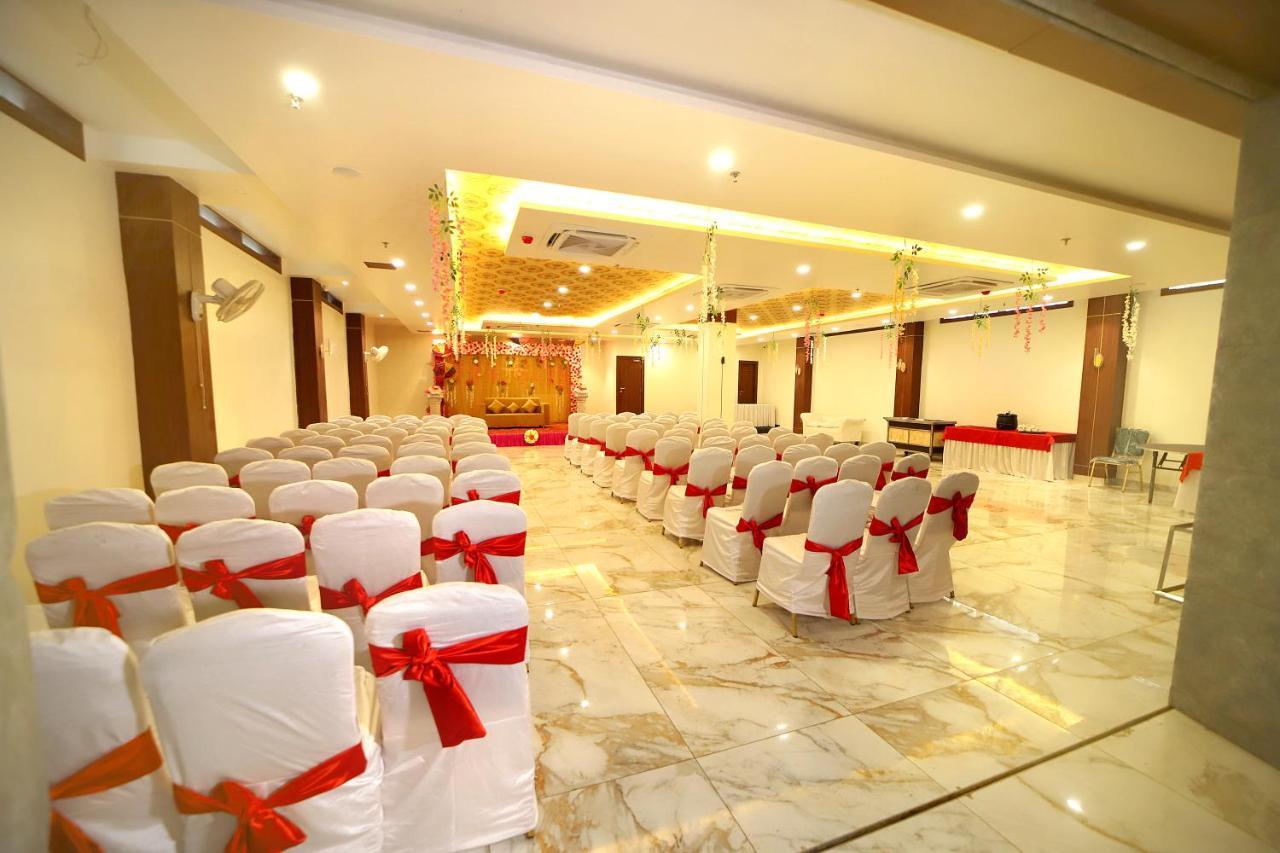 Hotel Marine House Agra  Esterno foto
