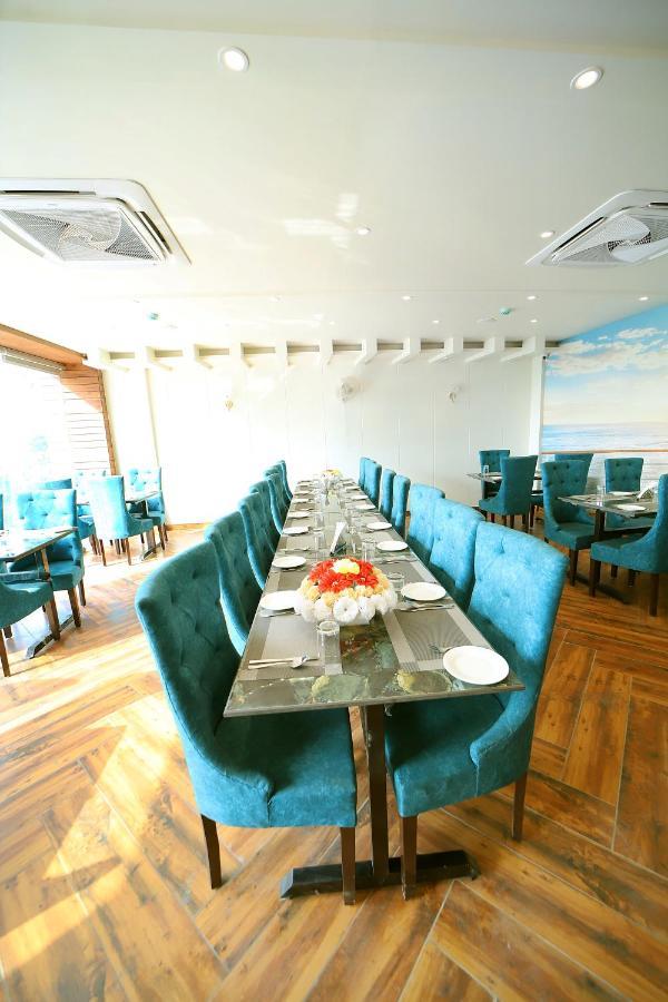 Hotel Marine House Agra  Esterno foto