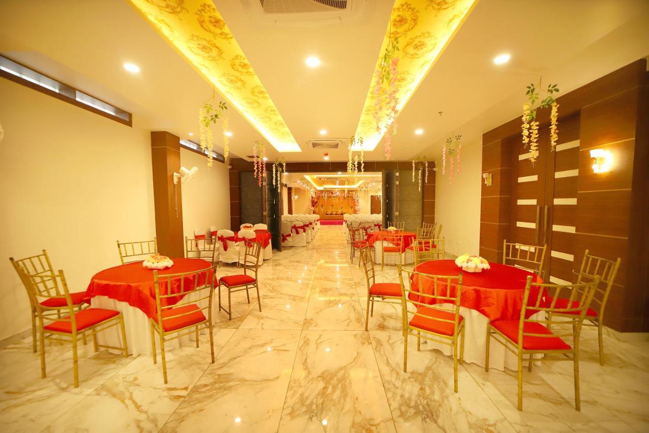 Hotel Marine House Agra  Esterno foto